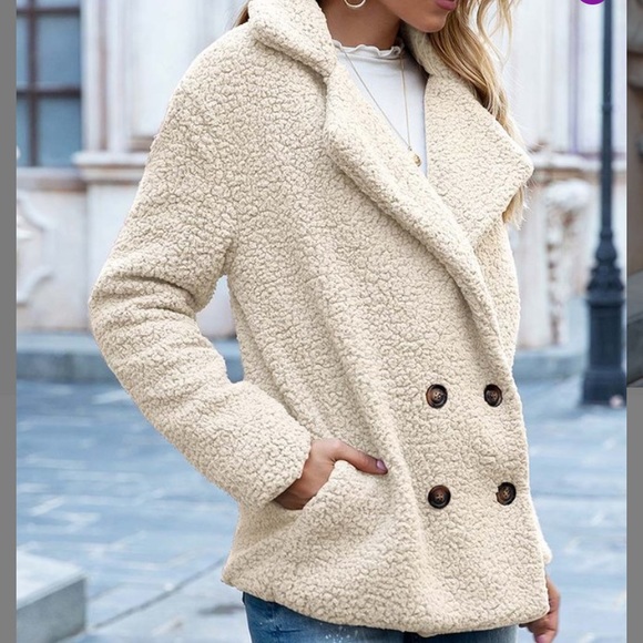 BNWT Beige Plush Peacoat - Picture 2 of 5